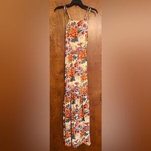 Forever 21 Floral Maxi Dress Medium - Spring floral pattern